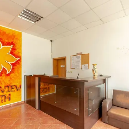 1st Floor 1bdr W Kitchen Poolview Ii Lägenhet Slăntjev Brjag